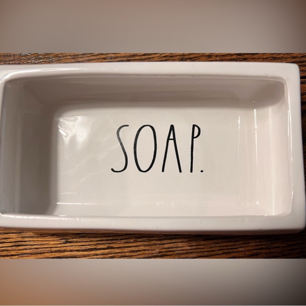 NEW Rae Dunn  soap dish $20